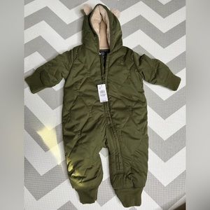 NWT Gap Kids Snow Suit!